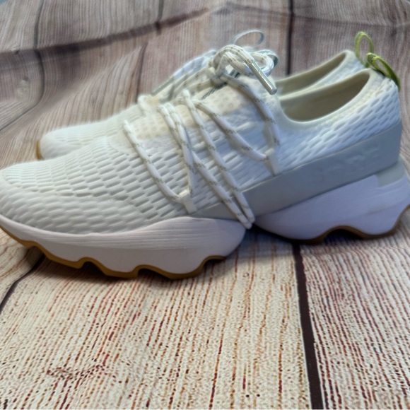 EUC Sorel Kinetic Impact lace sneakers sz8 - Picture 2 of 7